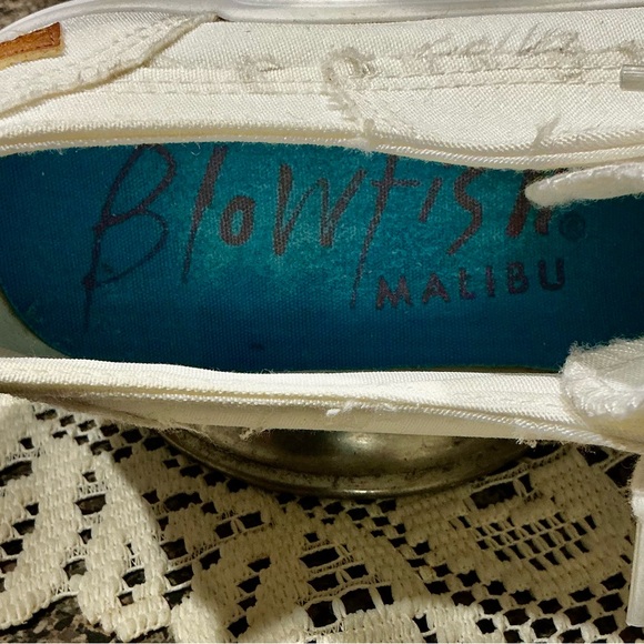 Blowfish white Canvas Sneakers with Teal Sole - Picture 8 of 10